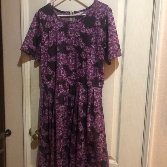 LuLaRoe Dresses & Skirts - LuLaRoe Floral Amelia with Pockets LuLaRoe Dresses & Skirts - LuLaRoe Floral Amelia with Pockets